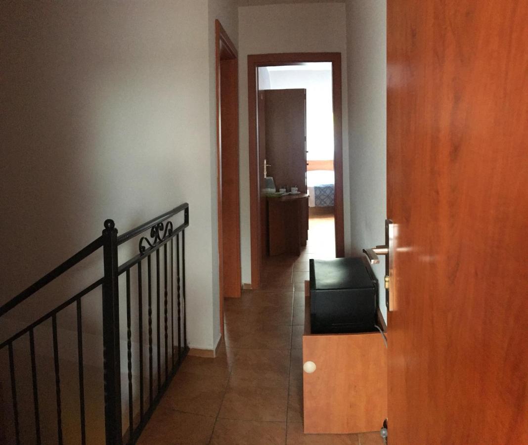 Pensjonat Nad Jeziorem Mielno  Exterior foto