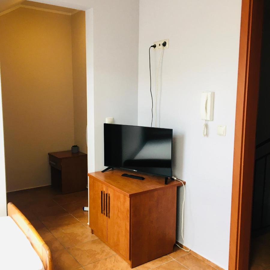 Pensjonat Nad Jeziorem Mielno  Exterior foto