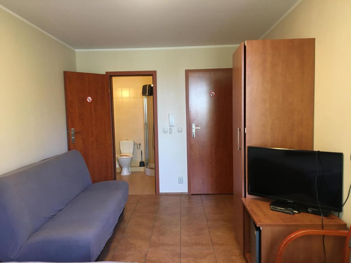 Pensjonat Nad Jeziorem Mielno  Exterior foto